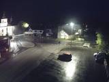 22 : 00