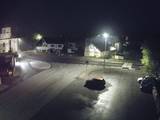 03 : 44