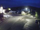 22 : 04