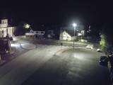 01 : 36