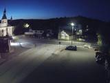 04 : 48