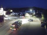 21 : 04