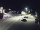 02 : 00