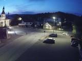 05 : 04