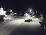 22 : 56