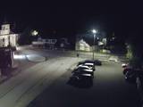 03 : 04