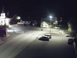 23 : 00