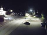 22 : 08