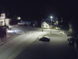 03 : 04