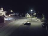 03 : 32