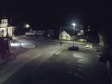 04 : 00