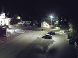 22 : 08