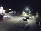 23 : 04