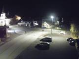 21 : 00
