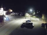 22 : 00