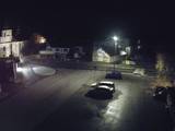 01 : 36