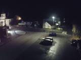 02 : 48