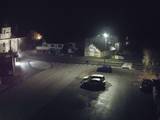 01 : 32