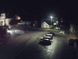 01 : 48