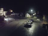 02 : 00