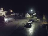02 : 48