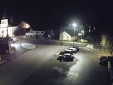 23 : 04