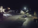 03 : 44