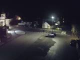 03 : 52