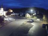 07 : 00
