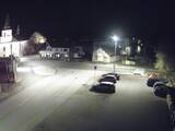 22 : 04