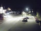 23 : 00
