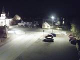 23 : 04