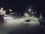 03 : 36