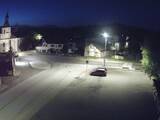 03 : 36