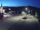 03 : 52