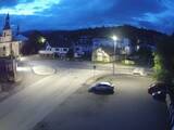 03 : 52