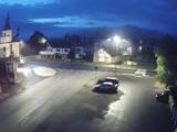 03 : 44