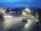 03 : 48