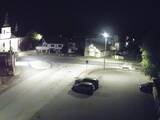 22 : 56