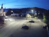 03 : 44