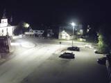 23 : 48