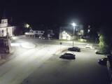 02 : 00
