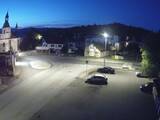 03 : 36