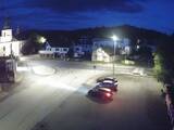 22 : 00
