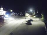 23 : 00