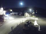 21 : 00