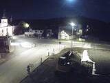 21 : 56