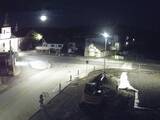 21 : 00