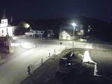 23 : 08