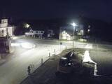 02 : 00